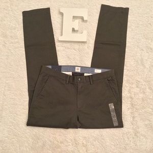GAP GRAY Chinos Khakis 33 x 32 NWT Men's Pants